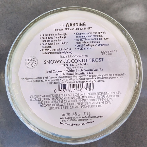 Bath and body works Snowy coconut frost three wicked candle set - Picture 5 of 6